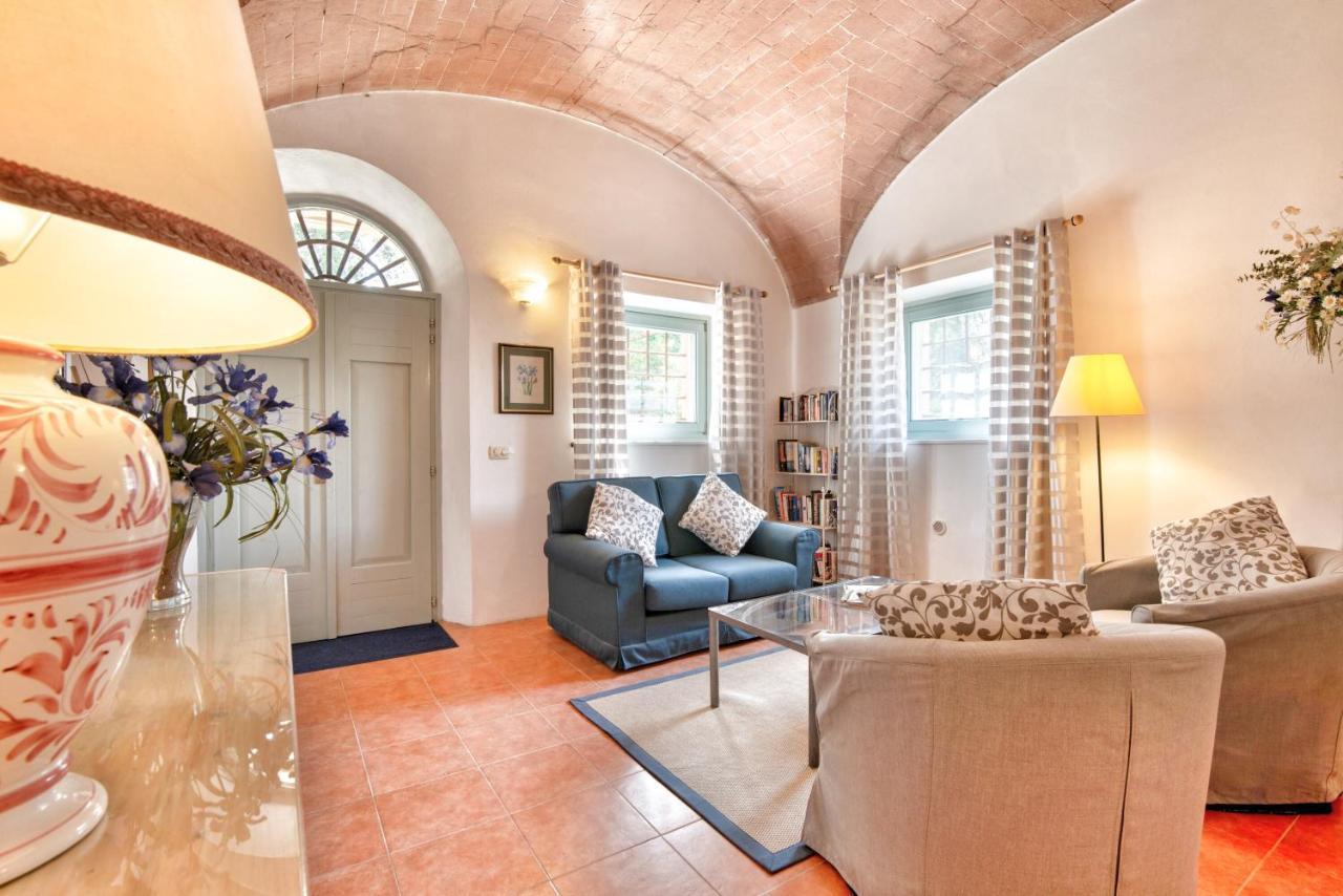 Appartamenti Villa La Fonte San Gimignano Dış mekan fotoğraf
