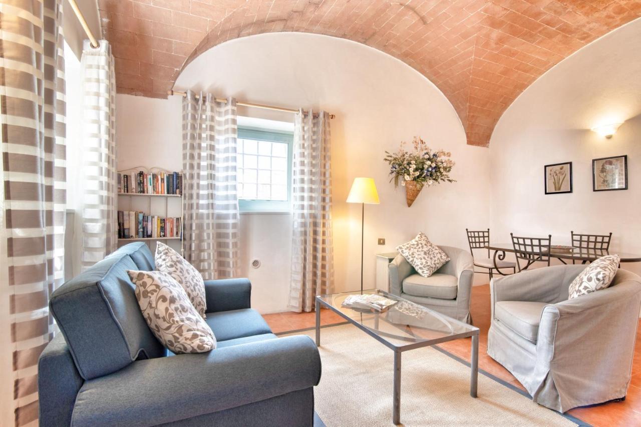 Appartamenti Villa La Fonte San Gimignano Dış mekan fotoğraf