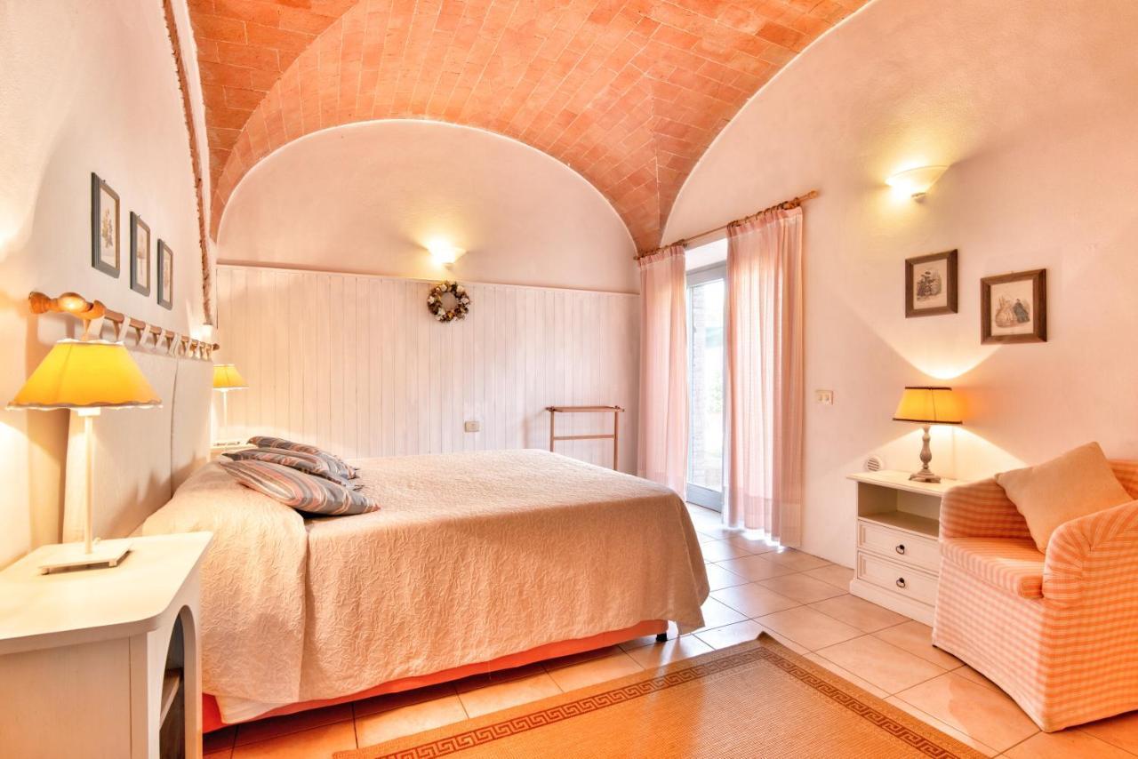 Appartamenti Villa La Fonte San Gimignano Dış mekan fotoğraf